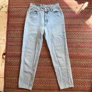 RARE VINTAGE 512 LEVIS LIGHT WASH SLIM FIT TAPERED LEG JEANS